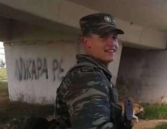 Συγκλονίζουν οι γονείς του πεζοναύτη Ανδρικόπουλου που σκοτώθηκε από όλμο – Ανοιχτή επιστολή